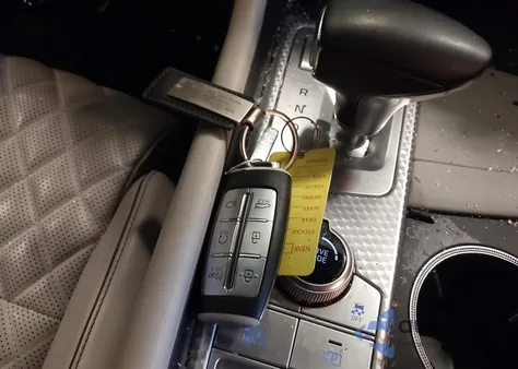 2022 Genesis G70 3.3T Awd from USA, damaged, VIN KMTG54TE3NU098909